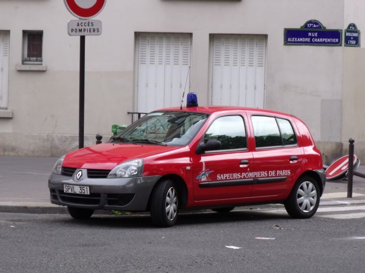 SPVL 351 Light liaisons duties Renault Clio.