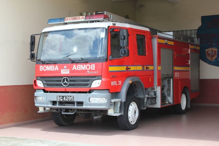 Mercedes Atego/SK Fire WRL28 Brunei