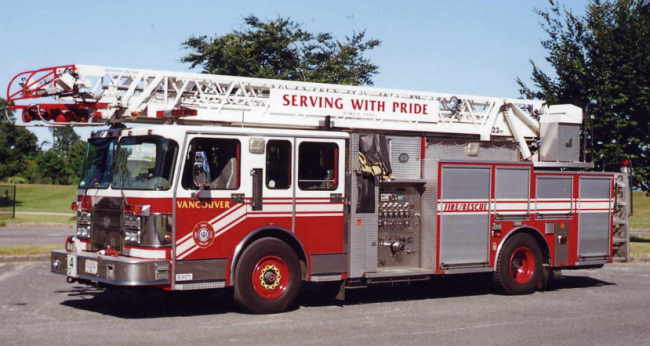 Vancouver Fire & Rescue, B.C. - Quint 4
