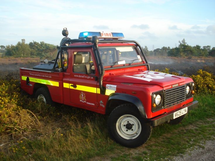 DFRS L4T Land Rover V625 LYA