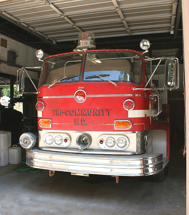 Mack Oldtimer Tri-Com