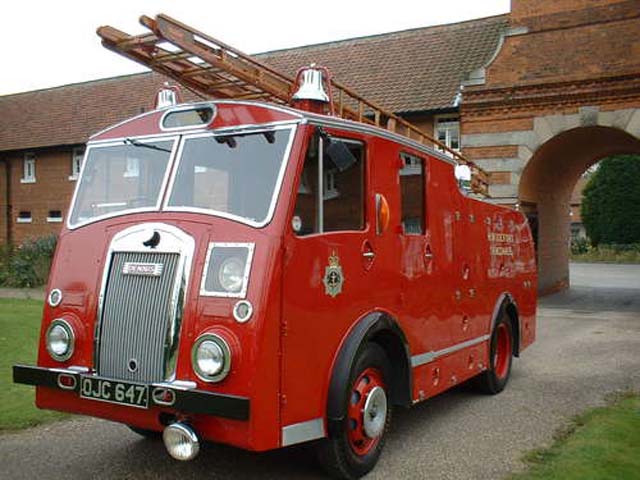 1955 Dennis F8, OJC 647