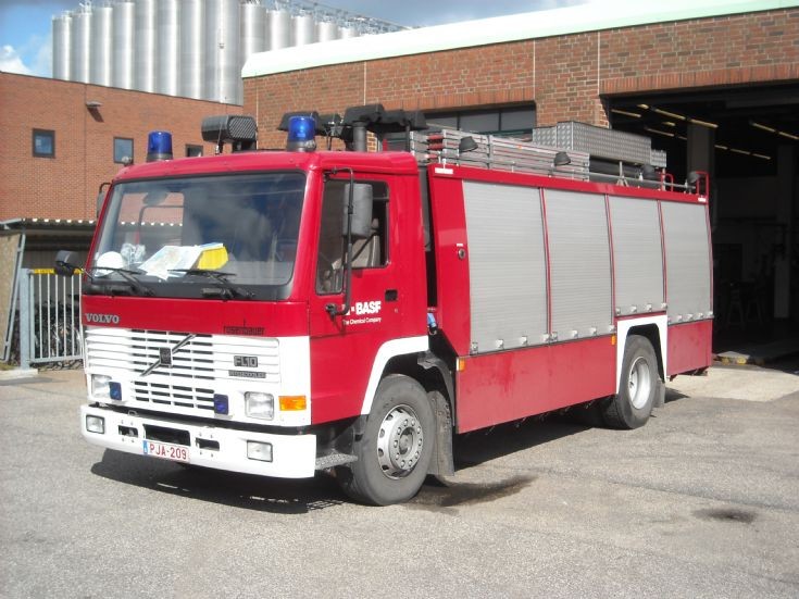 Material truck Volvo FL10 Intercooler BASF