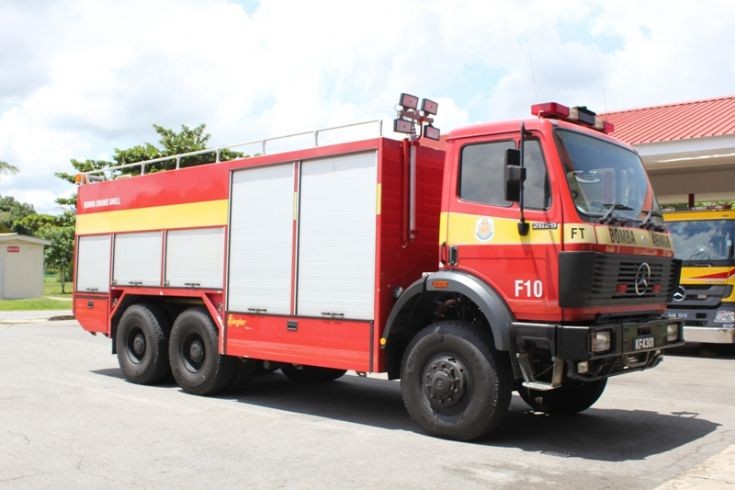 Mercedes 2629 F10 Foam Tender