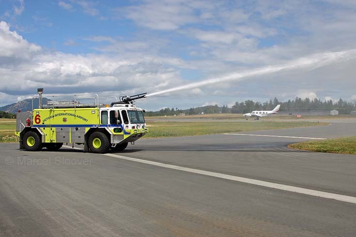 Red 6 Victoria Int Airport BC Canada