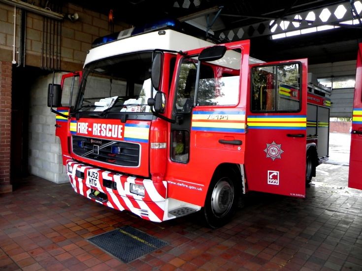 WJ52 HTG Volvo Saxon Taunton
