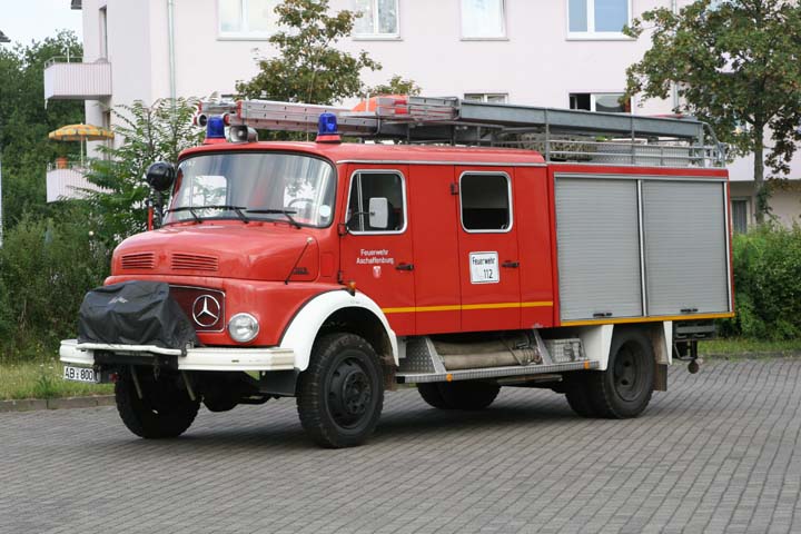 Feuerwehr Aschaffenburg Mercedes Watertender
