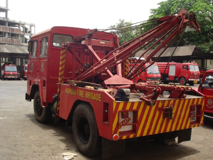 Photo of a Mumbai fire department recovery truck