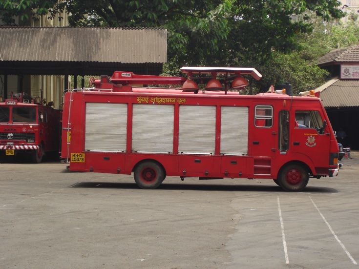 mumbai fire dept light truck