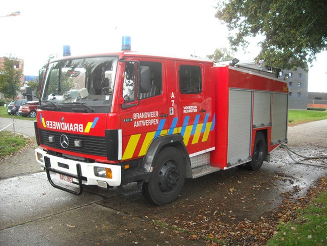 Pumper Mercedes Vanassche brandweer Antwerpen