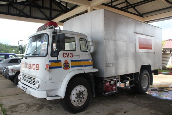 Bedford TK / Carmichael CV.3 BFRD