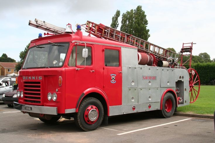 Grimsby WrE Dennis BEE 99L