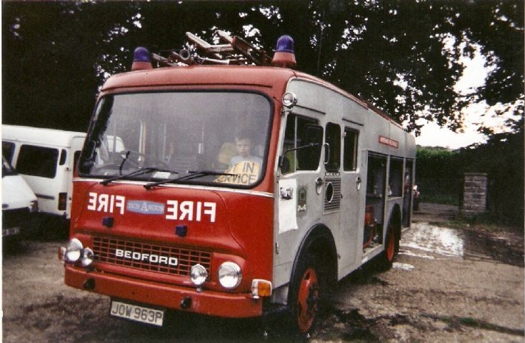 Bedford Tk  JOW 963P