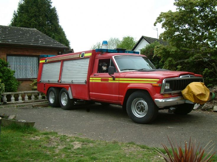 Jeep J20 E935 JFA
