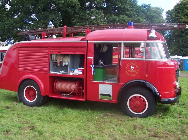 MUR530 Farming Yesteryear Commer 