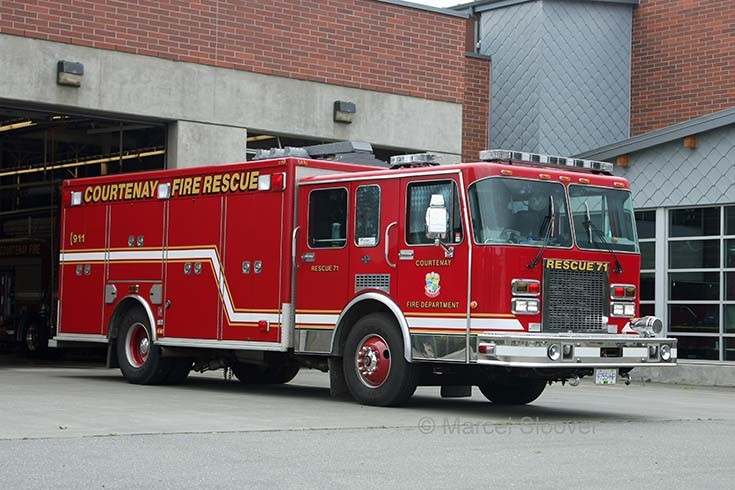 Heavy Rescue Courtenay Fire department