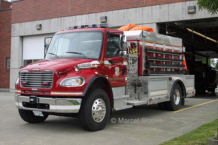 Freightliner Tanker 14 Courtenay BC Canada