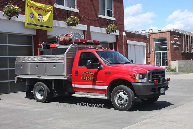 Cranbrook Fire dept Ford E-One L/P 4922 BW