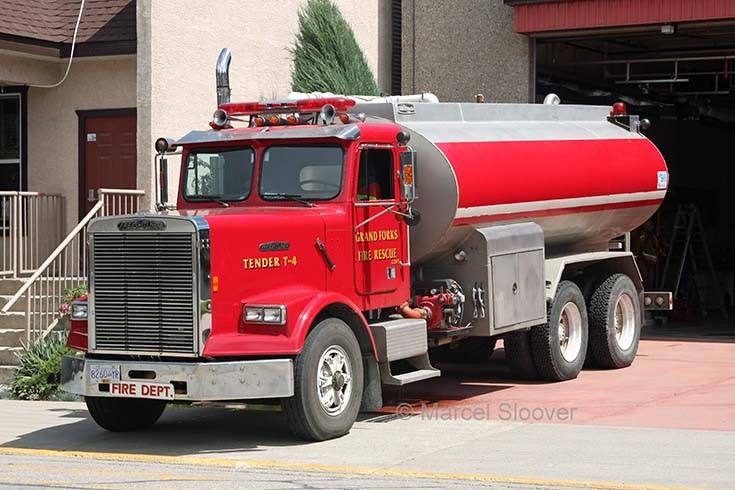 Tender 4 Grand Forks fire dept