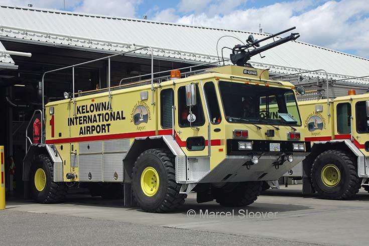 Kelowna Airport Fire department E-One crashtender