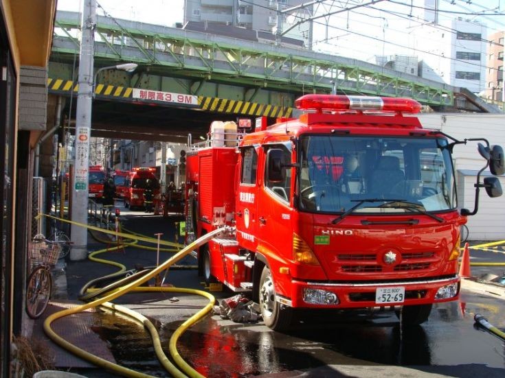 Hino Pumper Tokyo FD at work