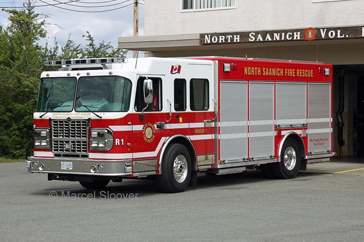 Rescue 1 North Saanich Fire department