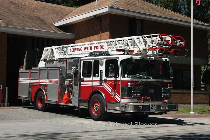 Quint 21 Vancouver Fire department