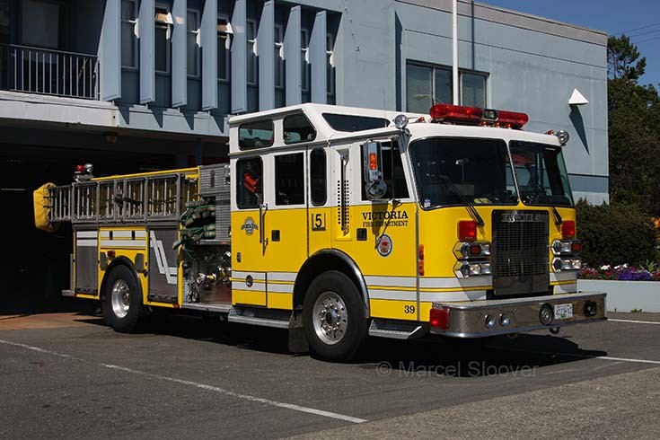 Engine 5 Victoria Fire department
