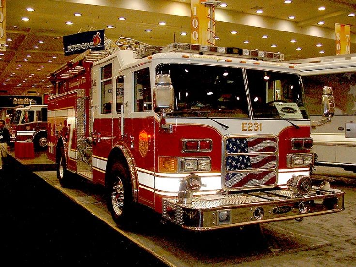 2004 Pierce Engine Engine 231