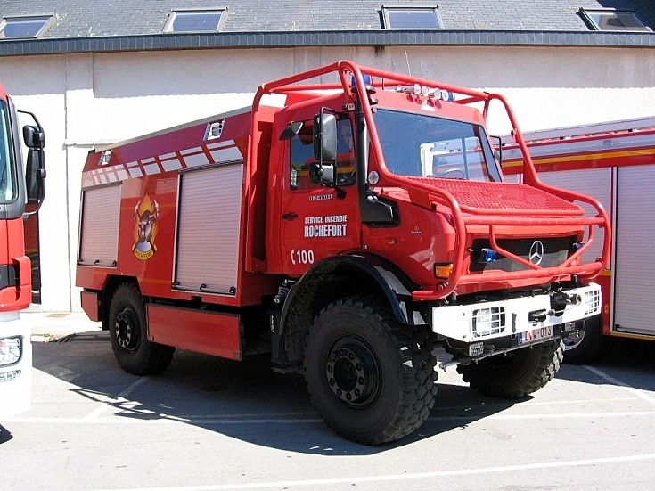 Mercedes Unimog Fire brigade Rochefort