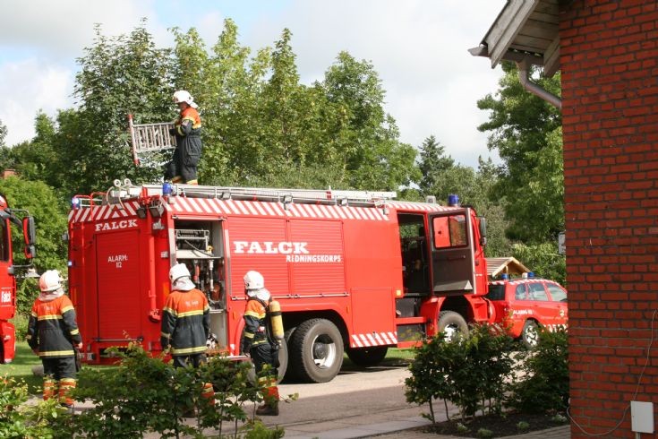 Falck fire engine at work