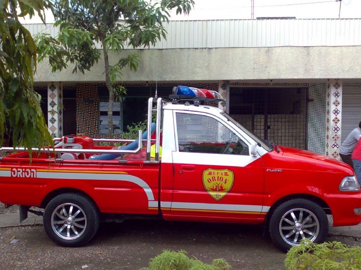 2001 Toyota Kijang