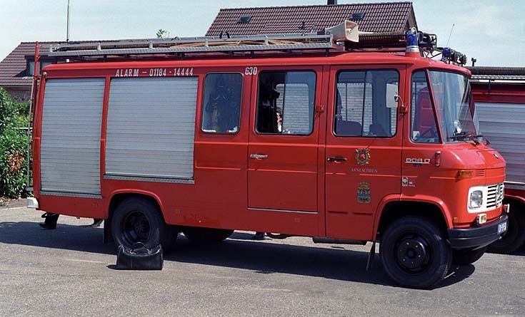 Brandweer Arnemuiden Mercedes LF608D