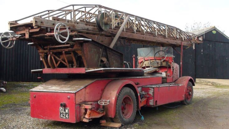 1942 Dennis Merryweather 100' TL GLW424
