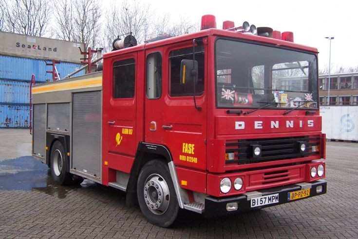 Dennis BI 57 MPM BZ-PZ-52