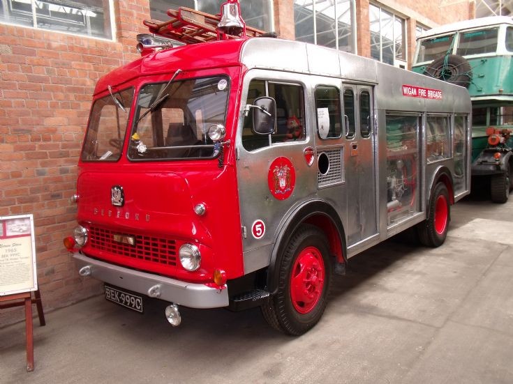Fire Engines Photos Bedford TK Water Tender BEK 999C