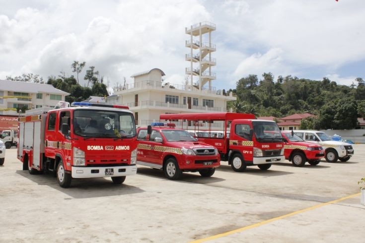 New fire appliances Brunei