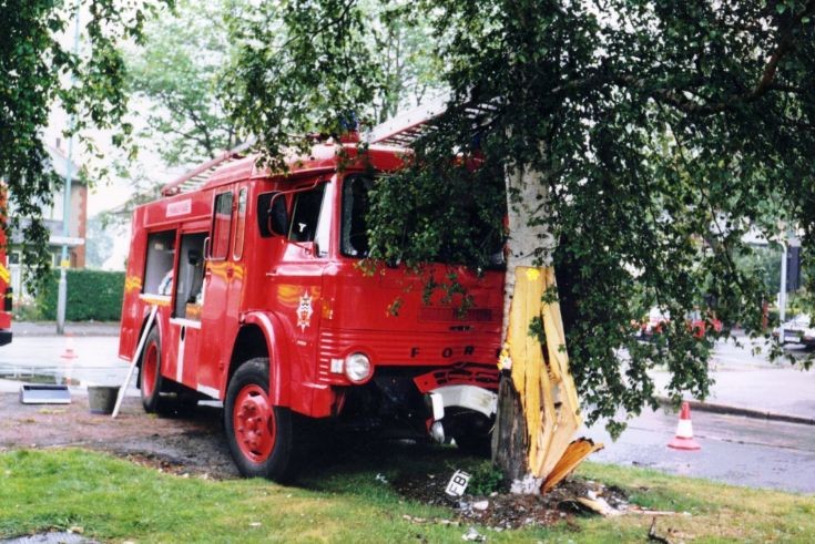 Yes, it was me...Humberside Ford D Series