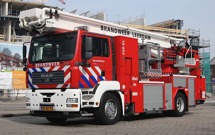 Brandweer Leerdam MAN Metz 18-852