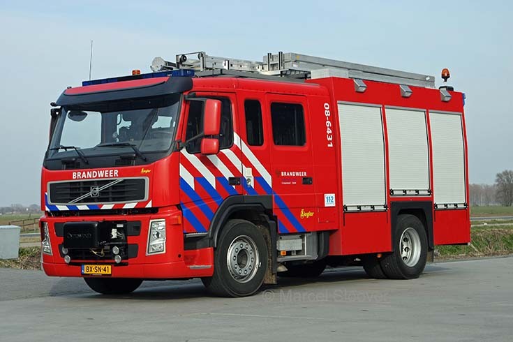 Brandweer Lingewaal Volvo FM ziegler