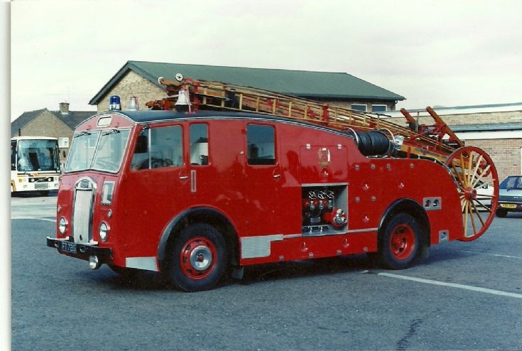 Tynemouth Fire Brigade Dennis F12