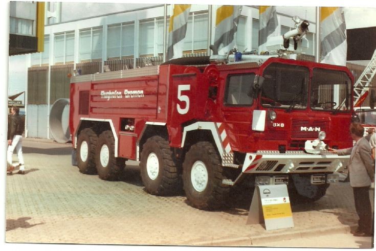 MAN 8 x 8 Airport Crash Tender