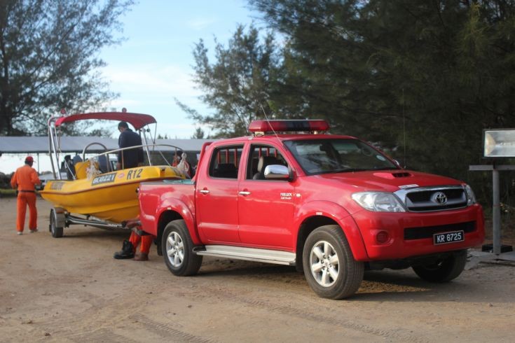 BSP FAERS Toyota Hilux with boat