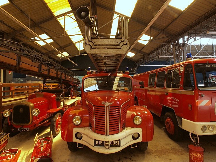 Berliet Turntable ladder Reims museum