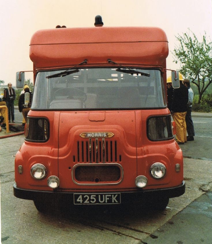 Morris/Commercial 1963 F.S.T. Worcester .
