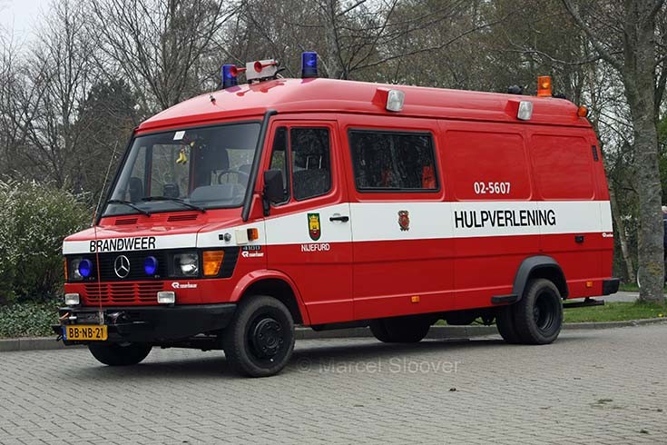 Brandweer Koudum Mercedes Rosenbauer 02-5607