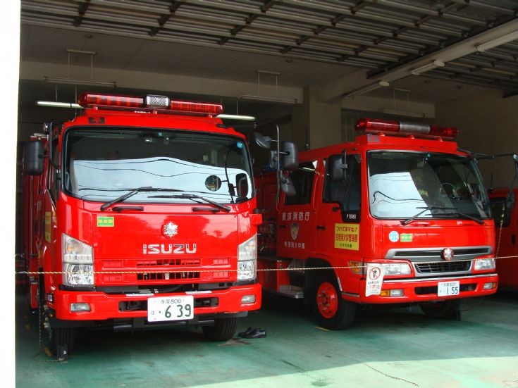 Isuzu - Hino Fire Department Tokyo