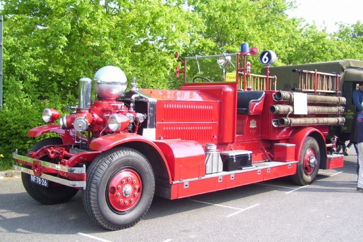 1927 Ahrens Fox NS2 Pumper.