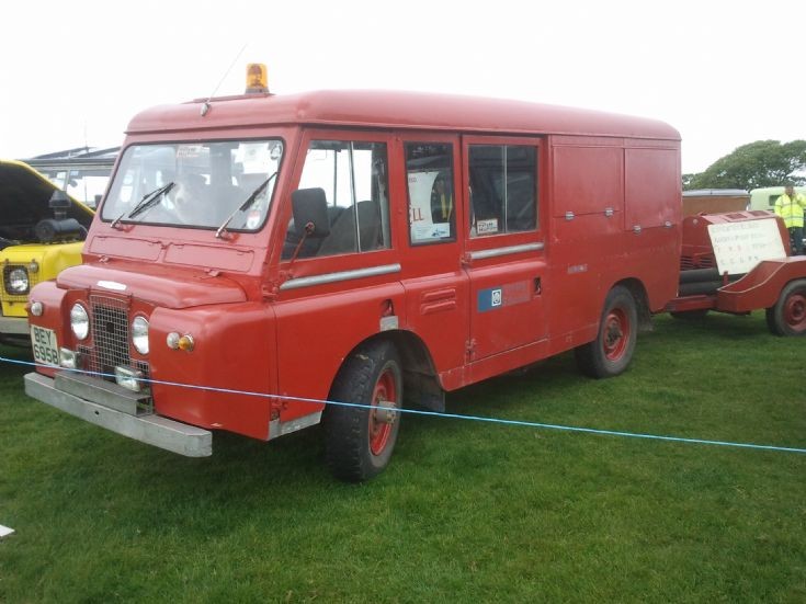 Forward Control Land Rover BEY 695B