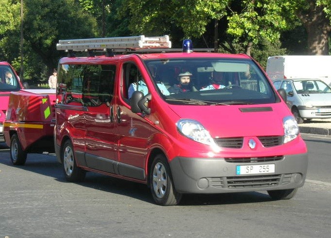 Renault Trafic SP255 of Paris fire brigade.